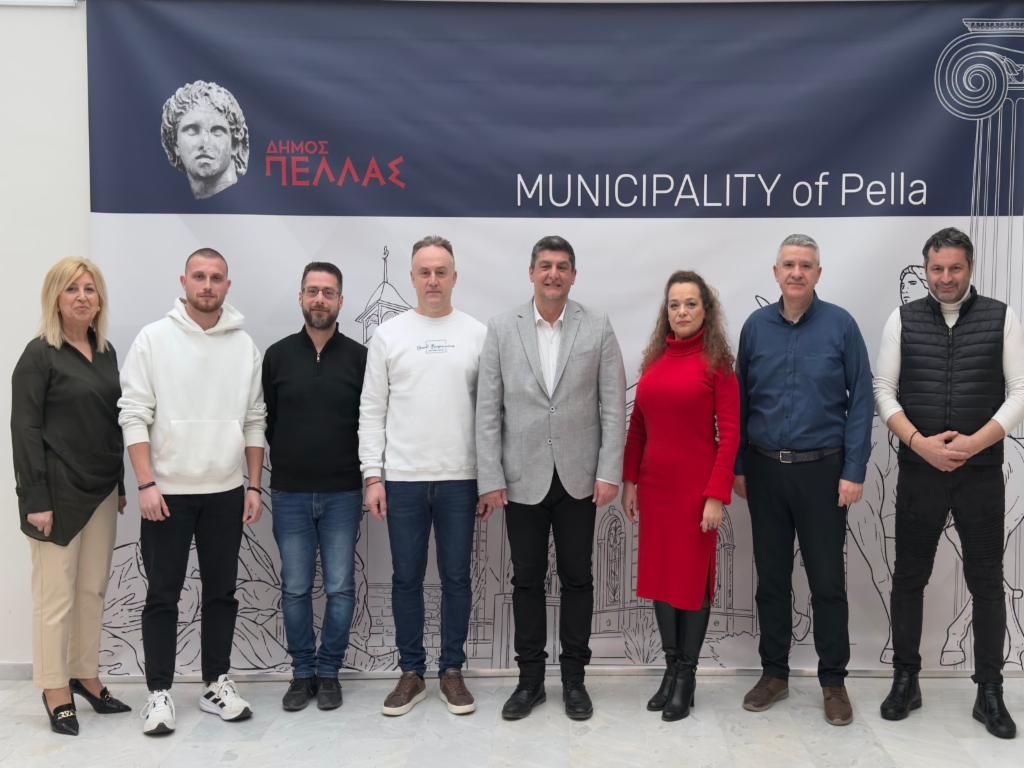 Εθιμοτυπική συνάντηση του νέου Διοικητικού Συμβουλίου με τον Δήμαρχο Πέλλας.